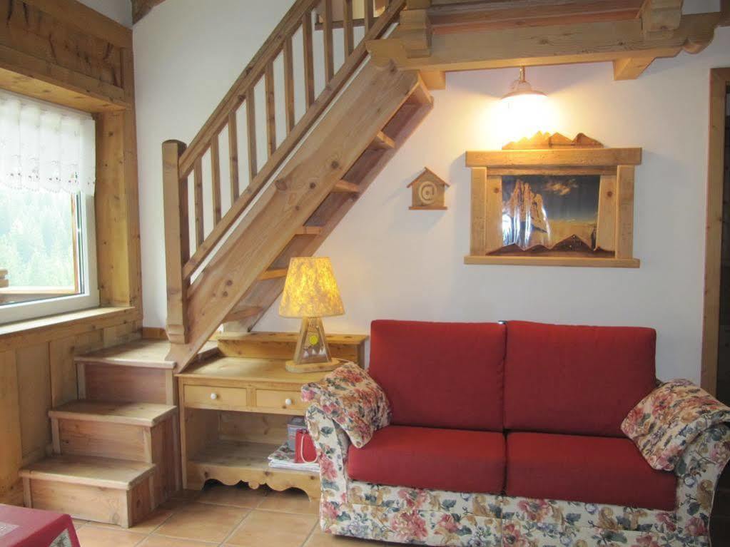 Appartamenti Chalet Orchidea Canazei Buitenkant foto